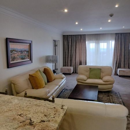 131 on Herbert Baker Boutique Hotel Pretoria-Noord Buitenkant foto